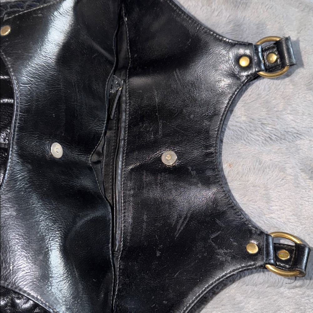 Preloved Vintage YSL Black Crocodile-Embossed great condition - Picture 11 of 15